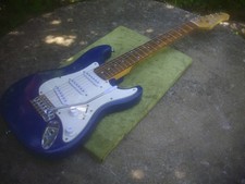 Mini strat style guitar - mini,