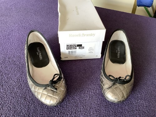 Russell bromley charming - russell, &
