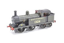 Hornby OO Gauge R3540 Southern Green 0-4-4 Wainwright Class H No. 1324 - Boxed