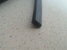 Bullnose Morris Oxford Rubber Sill to Wing Panel Beading Edge Seal
