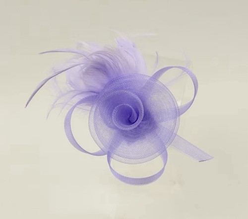 Light puple clip fascinator - puple,