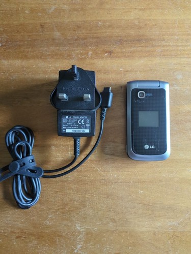 Gb220 flip mobile phone - lg,