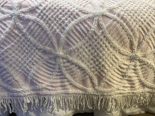 Vtg chenille bedspread pale - chenille,