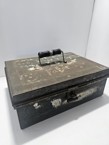 Antique vintage metal - , cash