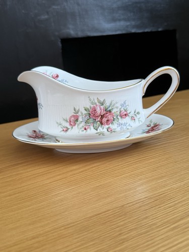 Vintage royal standard - royal, gravy