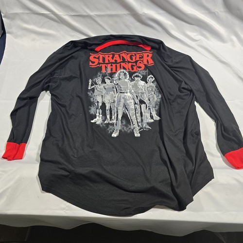 Stranger things women - stranger,