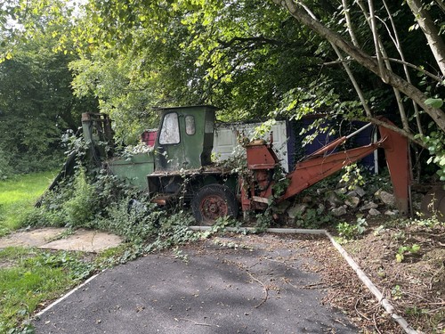 Home made 4x4 tractor - home, digger