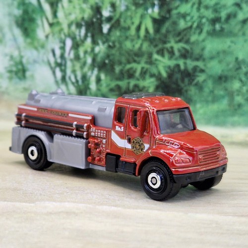 Matchbox freightliner fire - matchbox,
