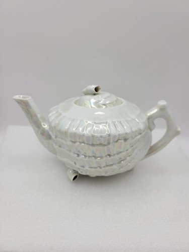 Vintage white pearlescent - vintage,