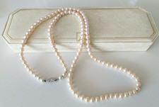 Vintage Lotus Pearl Necklace