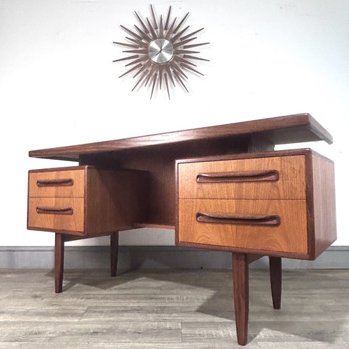 Stylish mid century - mid,