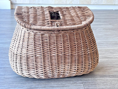 Wicker creel fishing basket - fishing,