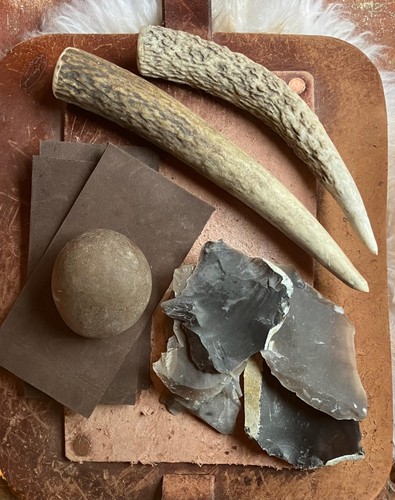 Flint arrowhead making kit - making,