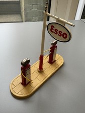 Dinky  Esso Petrol Pump