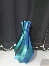 3D Printed Vase - Swirl Vase