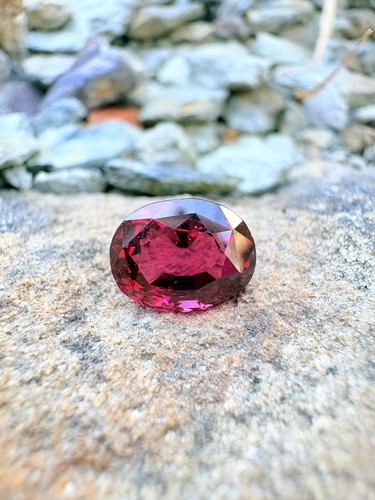 Ceylon pyrope almandine - pyrope, garnet