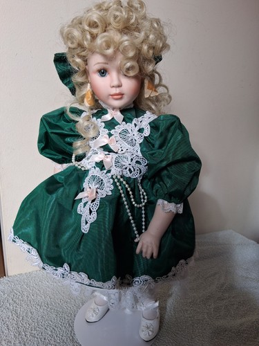 Franklin heirloom porcelain - heirloom,