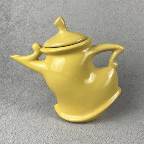 Dancing modernist ceramic - dancing,