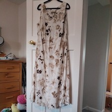 Ann Harvey Women's Floral