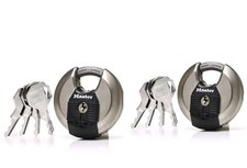 2 * Master Lock Excell M50D