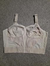 Triumph Doreen Longline  Bra. New Without Tags.   Size  42 C