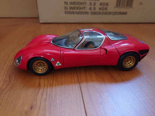 Alfa romeo tipo33 2 - 1/18,