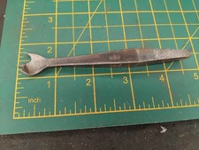 VINTAGE MATHIESON BRACE CENTRE