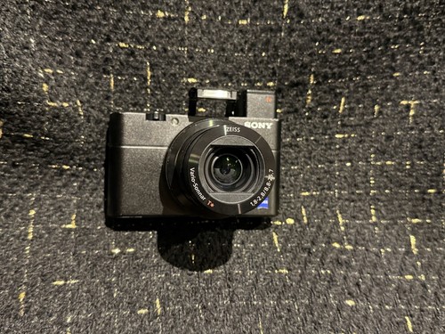 Sony cyber shot dsc - dsc-rx100, v