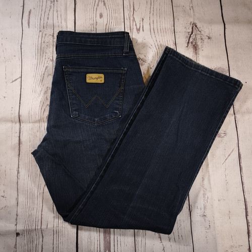 Wrangler curved body bootcut - wrangler,