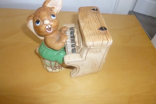 Pendelfin stoneware thumper - pendelfin,