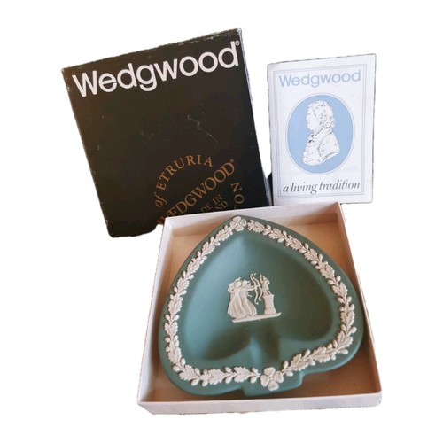 Wedgwood jasperware teal - teal, pin