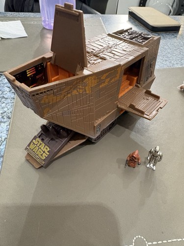 Star wars jawa - jawa, sandcrawler