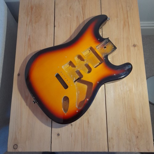 Stratocaster body 3 - stratocaster, tone