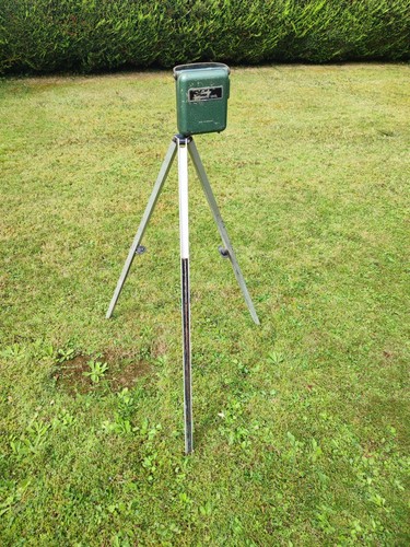 Cowley level site - square, &