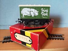 Hornby OO Gauge R.216 Prime Pork 12T Closed Van Wagon Very Good Boxed Condition.