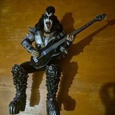 Kiss The Demon 12 Inch Limited Edition Figure McFarlane 2004