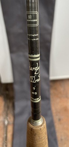 House hardy carbon fibre - of,