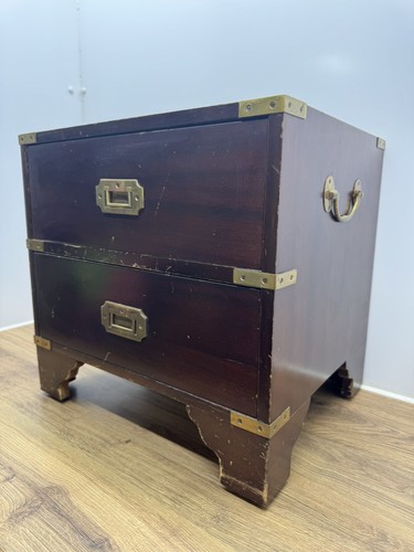 Military campaign chest - chest, of