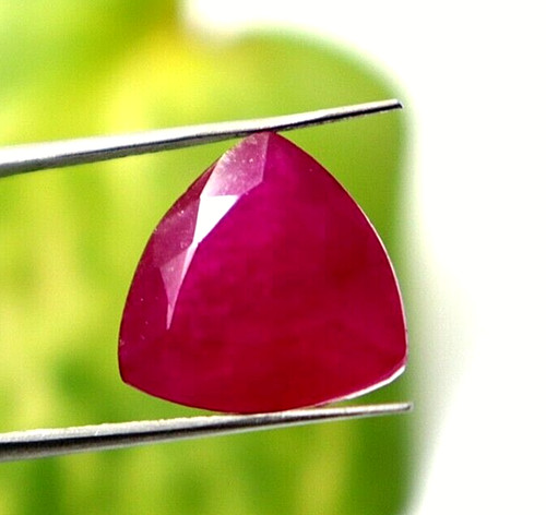 Trillion cut red - ct,