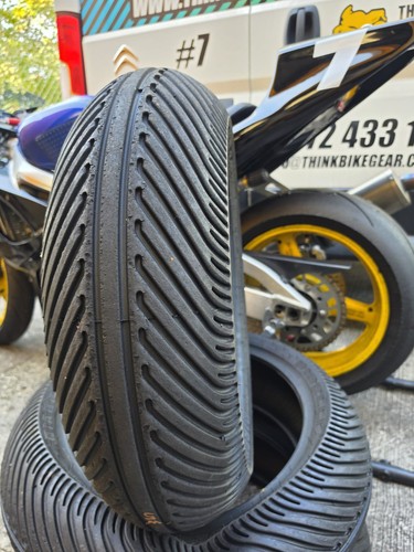 Pirelli diablo rain rear scr1 - diablo,
