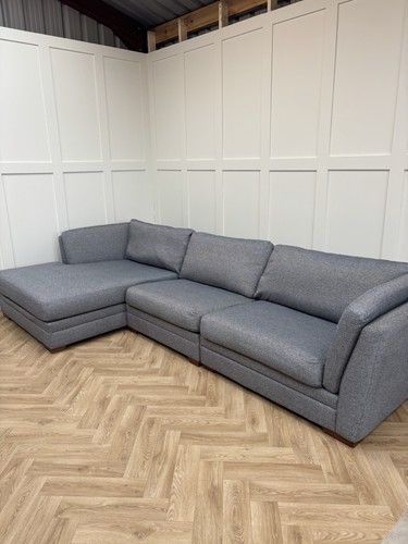 Dfs ada large - ada, corner