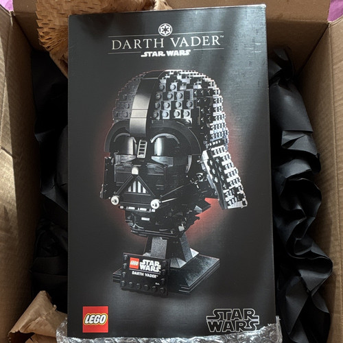 Brand new box - in, lego