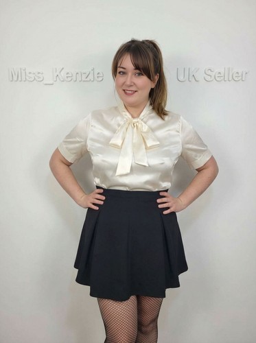 Gold glossy satin short