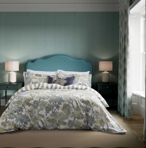 Sanderson tapestry tree 100 - sanderson,