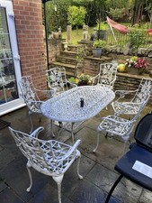 Fantastic 6 Seater Garden Table And Chairs.