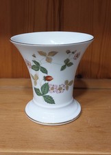 Vintage Wedgewood Wild Strawberries Small Posy Bowl