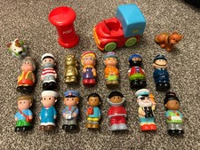 ELC HAPPYLAND FIGURE BUNDLE -