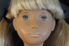 Blonde English Sasha Doll Full Centre Part 1968-1969