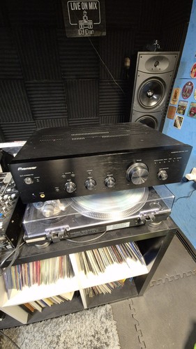 Pioneer stereo integrated - a-20,