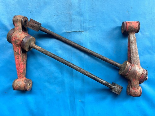 Pair rear lower arms - pair,